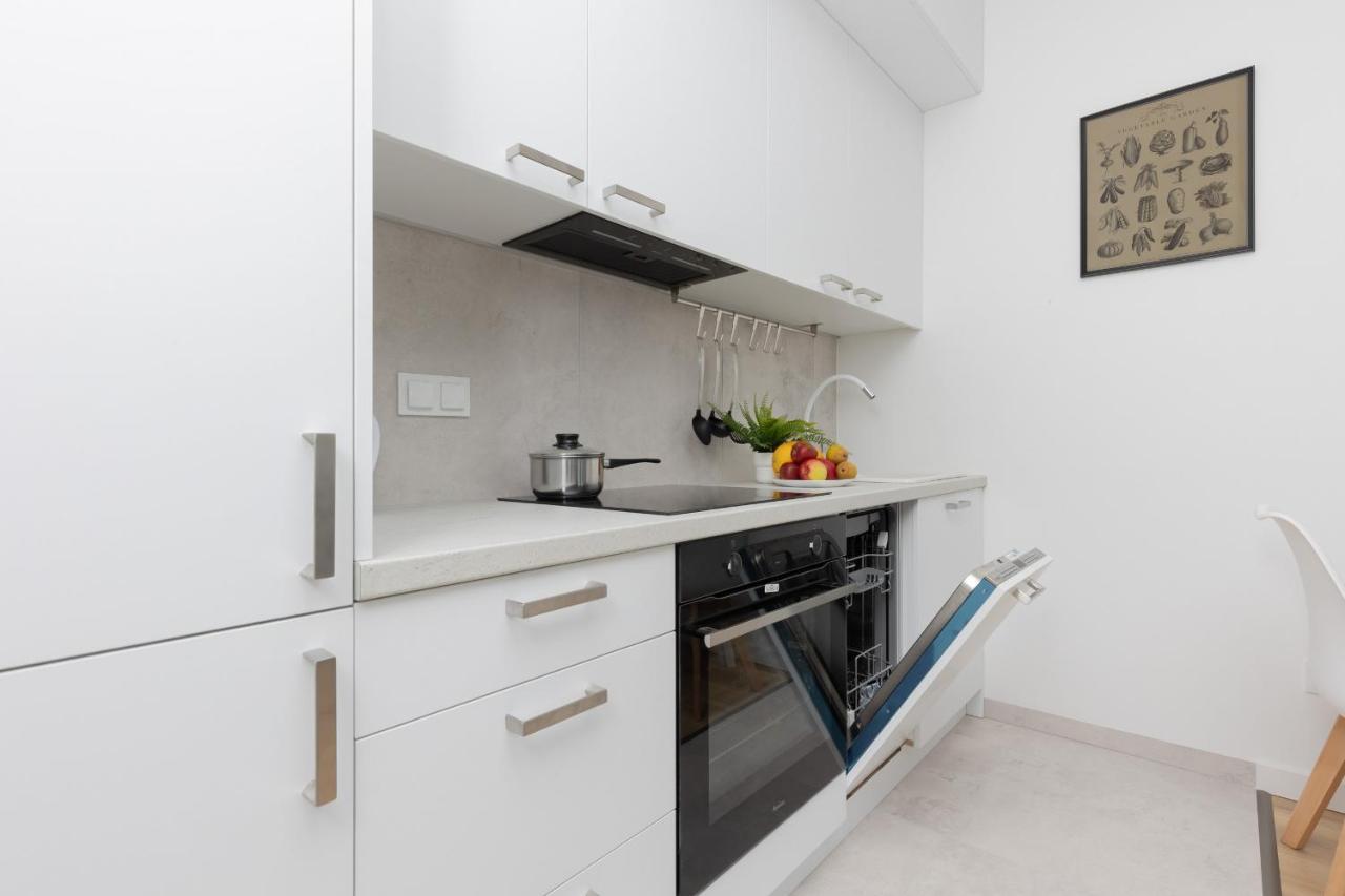Apartment Postepu With Parking By Renters *